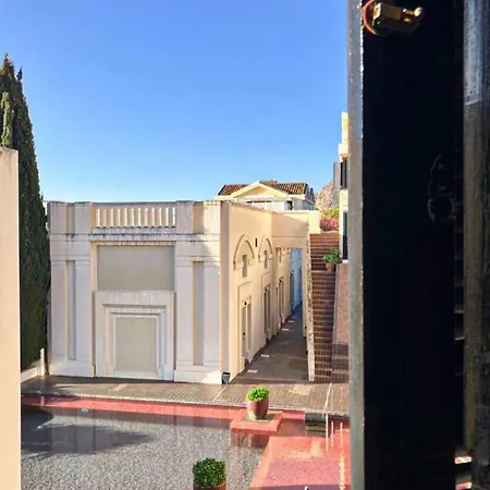 Anfiteatro - Ricardo Boffil アパート